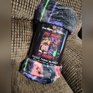 Five Nights At Freddy's Fleece Throw Blanket FNAF 45x60in Halloween Gamer